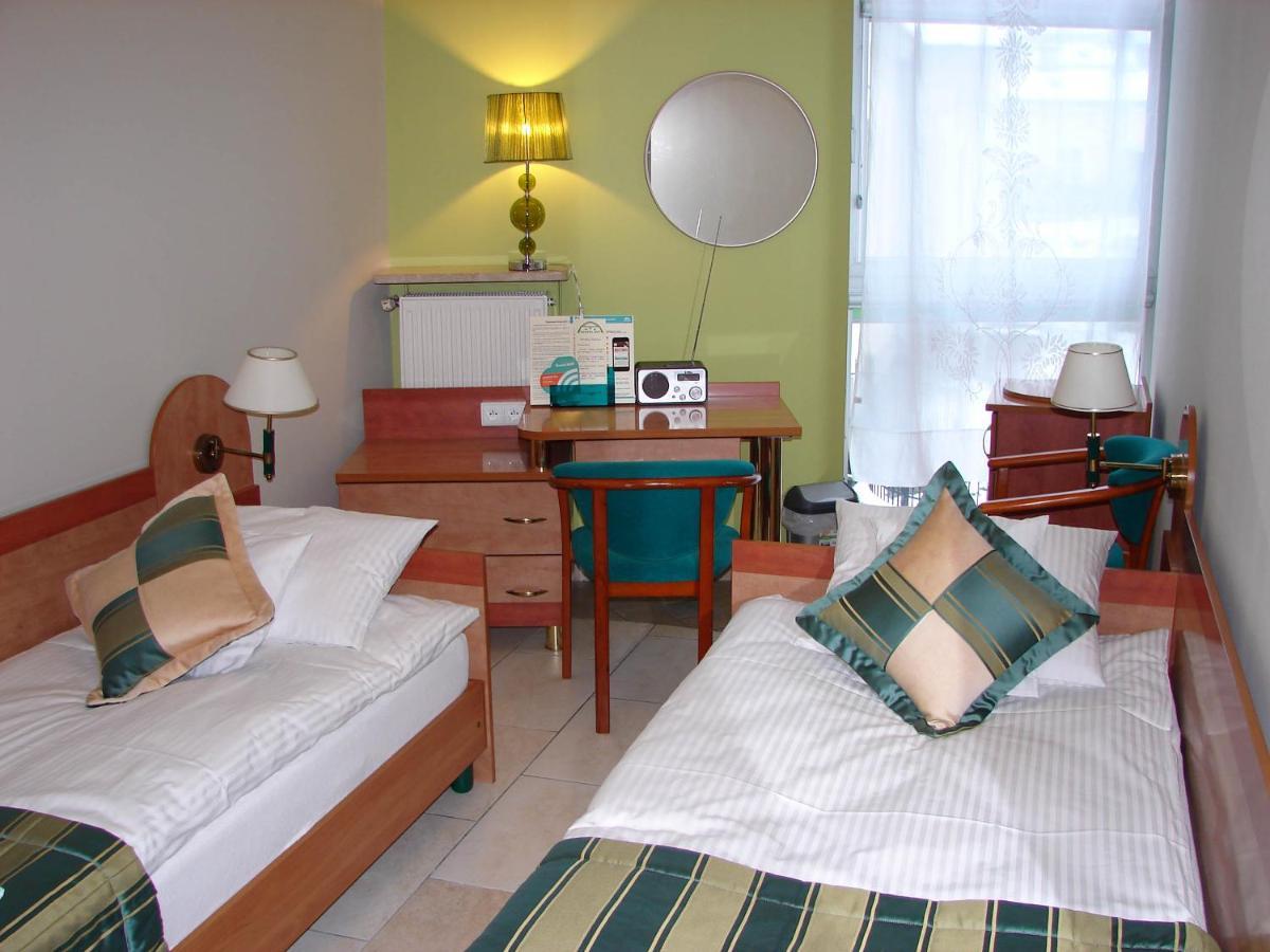 Hostel-Art Kielce Eksteriør billede
