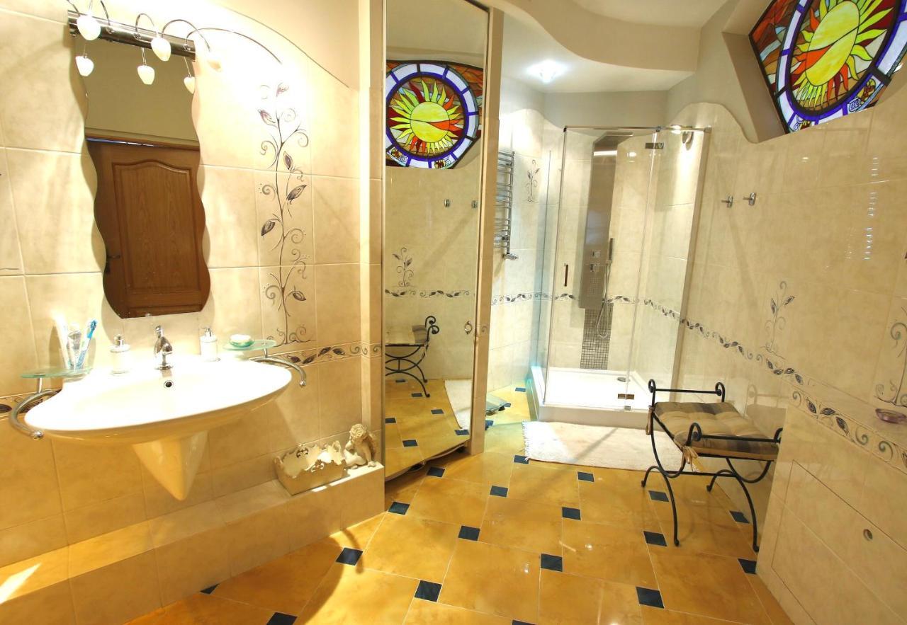 Hostel-Art Kielce Eksteriør billede