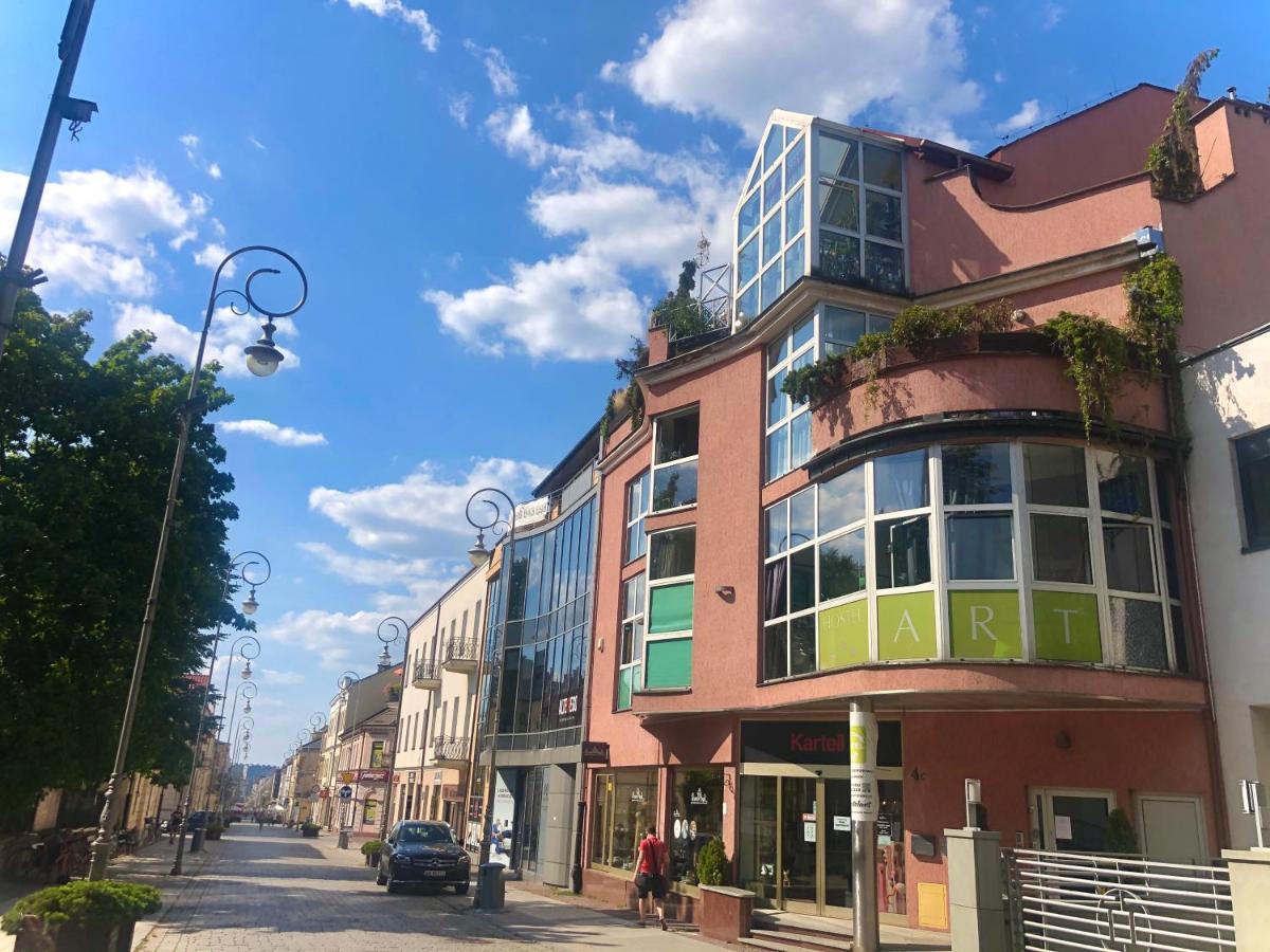 Hostel-Art Kielce Eksteriør billede