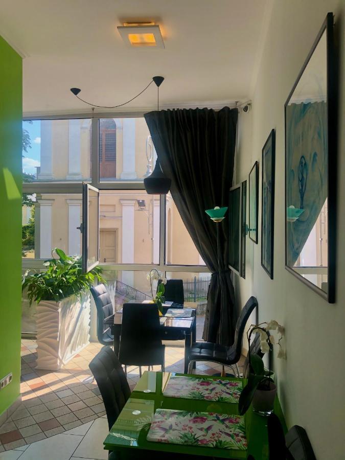 Hostel-Art Kielce Eksteriør billede