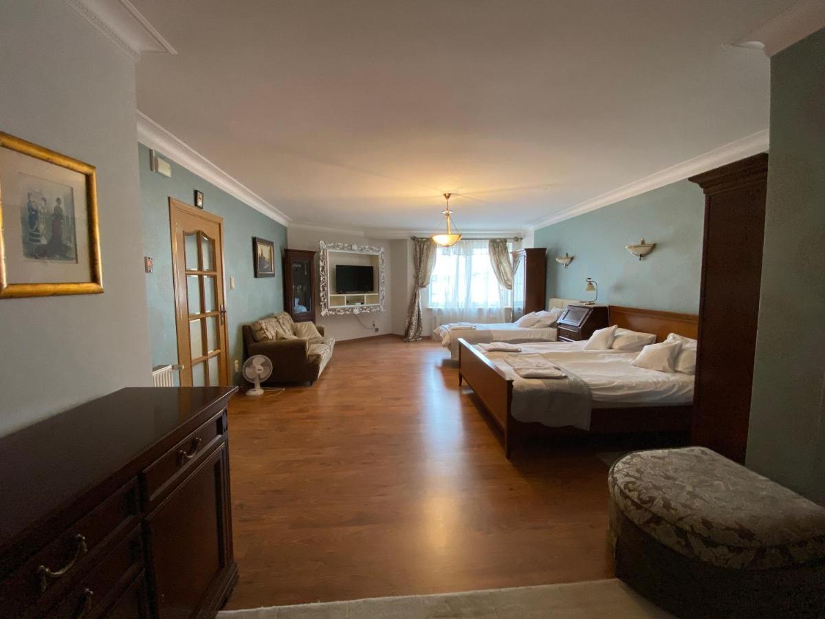 Hostel-Art Kielce Eksteriør billede