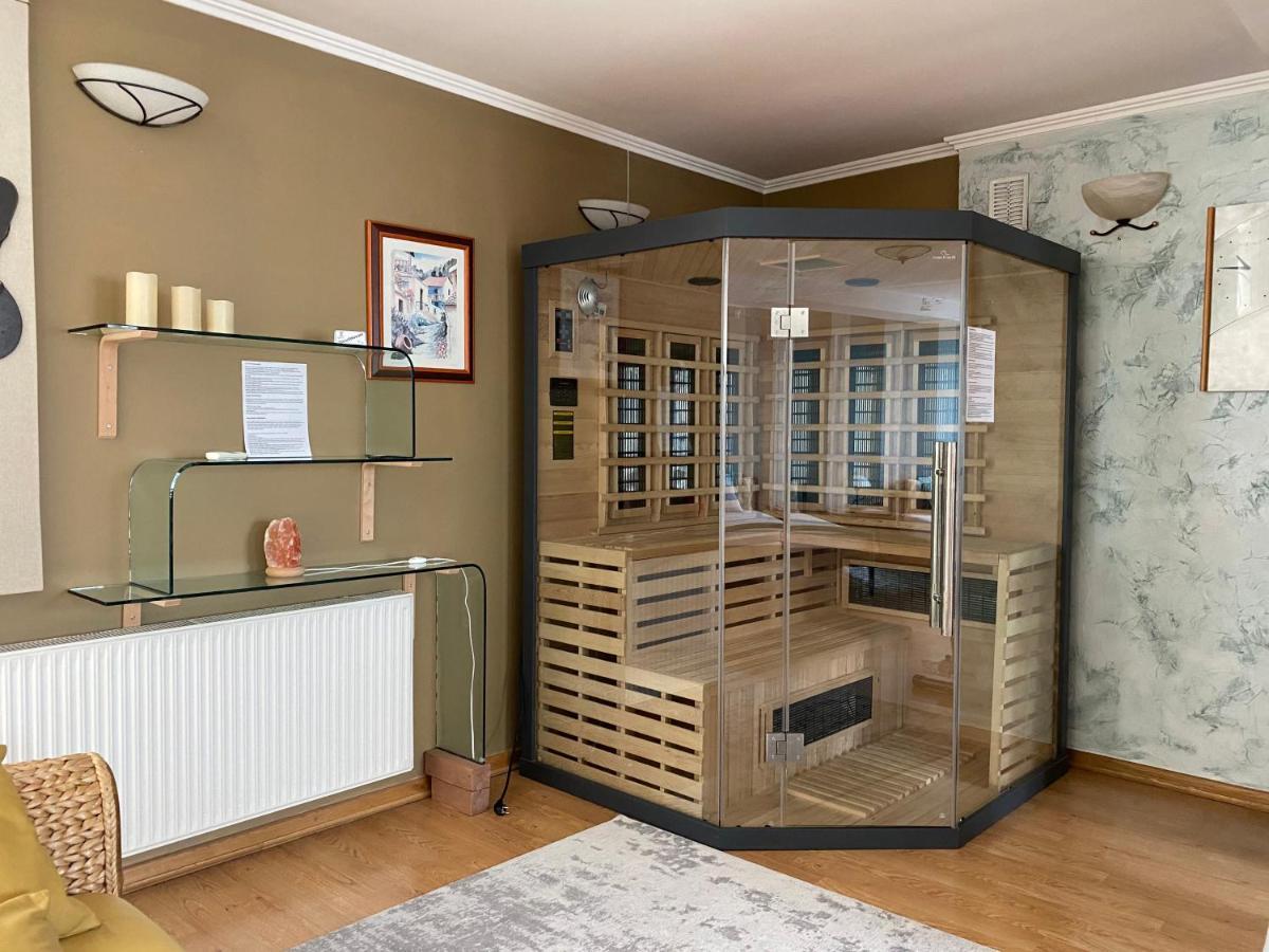 Hostel-Art Kielce Eksteriør billede