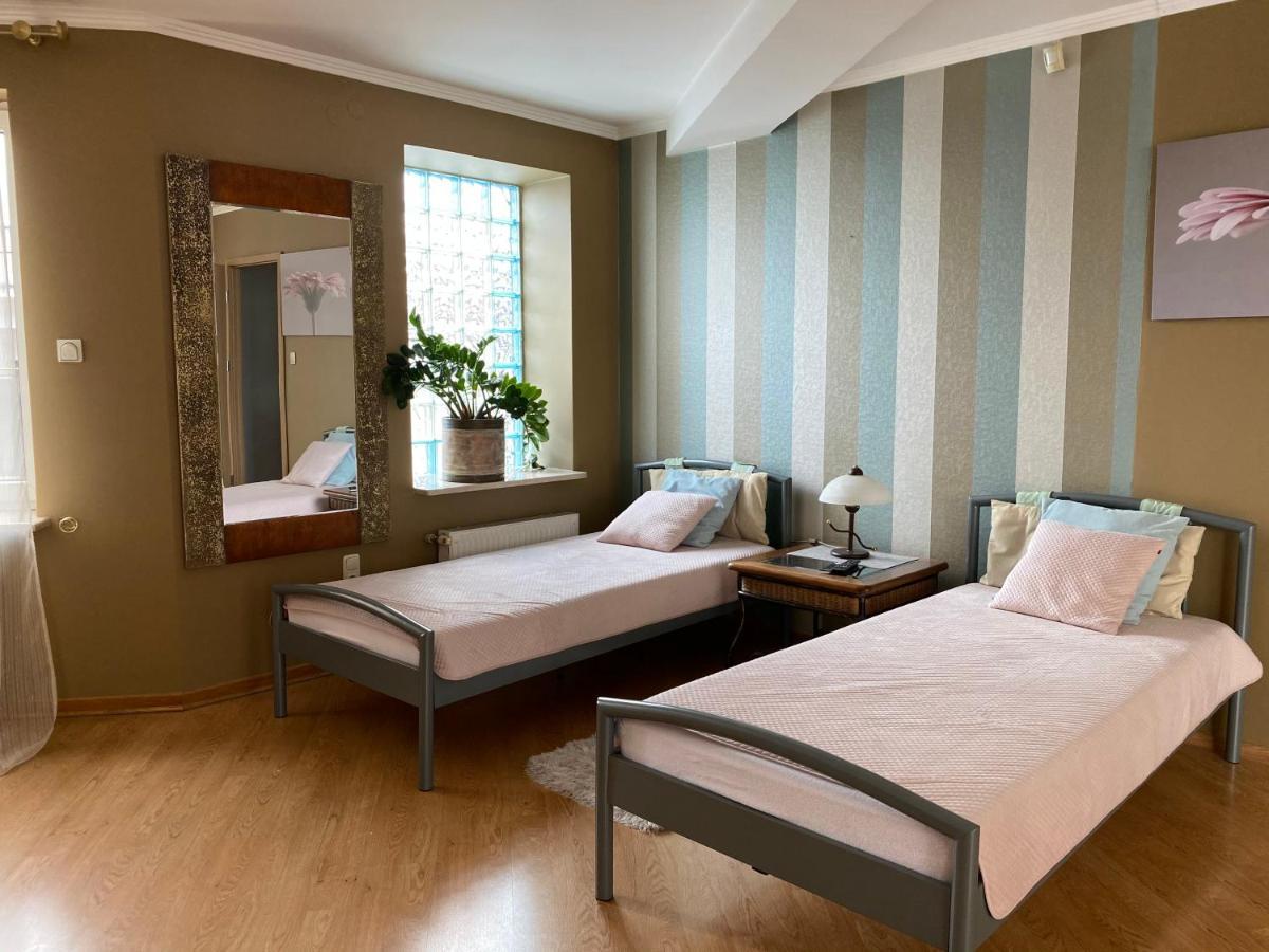 Hostel-Art Kielce Eksteriør billede